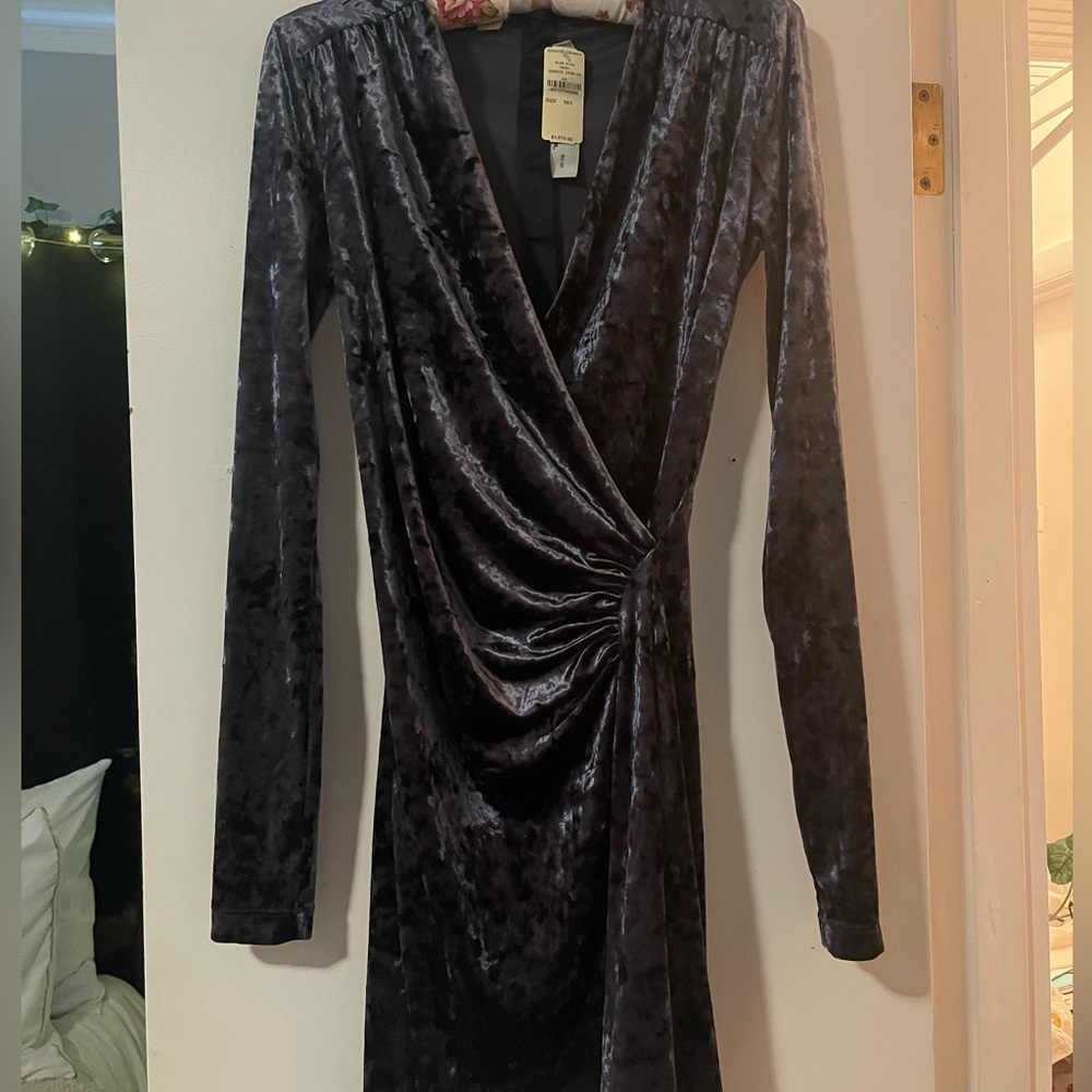 Off-White dark blue/purple velvet dress